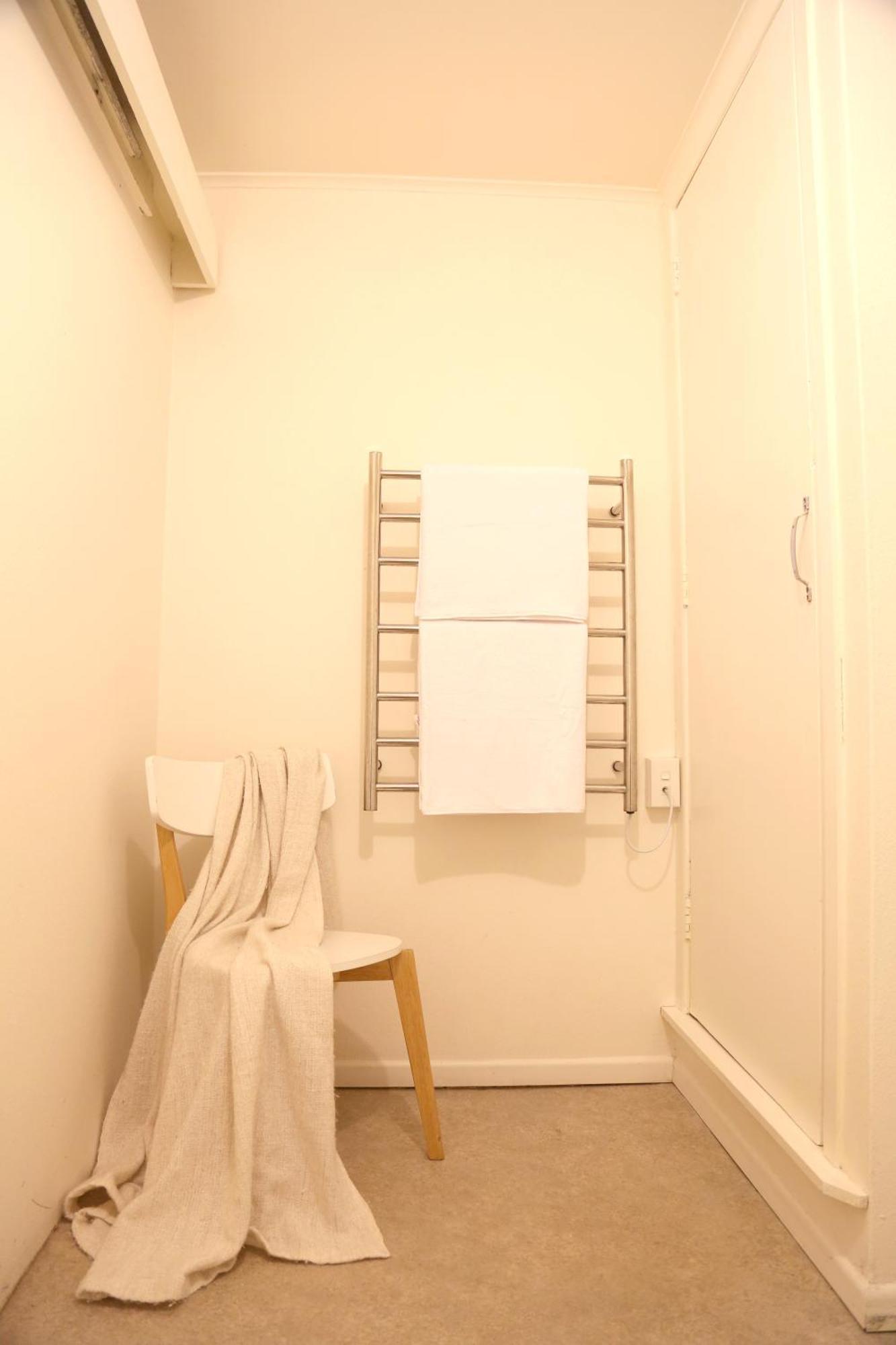 Skyline Haven - Entire Apartment - Free Parking, Espresso, Netflix - 15M To Cbd, Stadium, Ferry Веллінгтон Екстер'єр фото